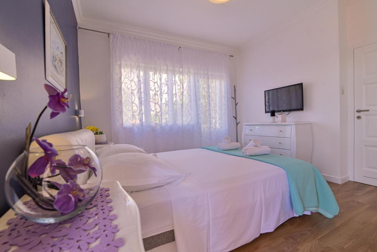 Apartment Spira Puovica Трогир Экстерьер фото