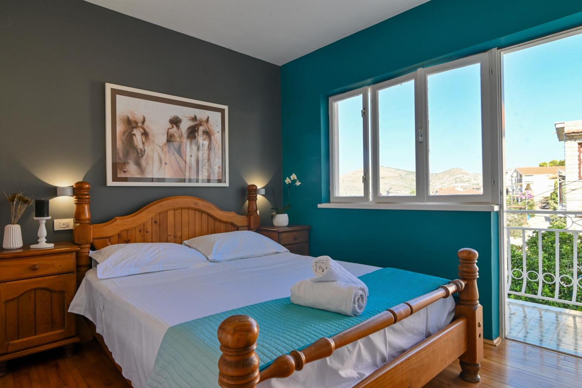 Apartment Spira Puovica Трогир Экстерьер фото