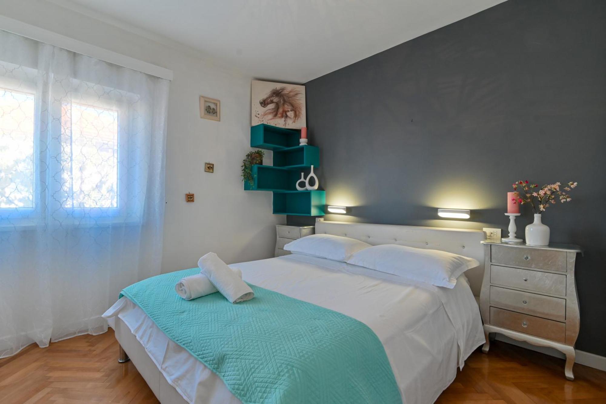 Apartment Spira Puovica Трогир Экстерьер фото